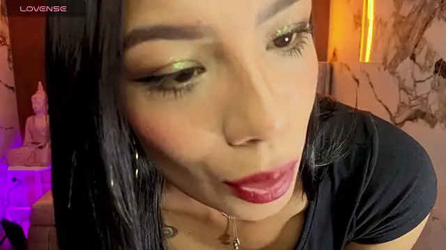 Snapshot of Melisa_v chatting on July 3, 2026, 8:15 pm Melisa v online show from July 3, 2026, 8:15 pm