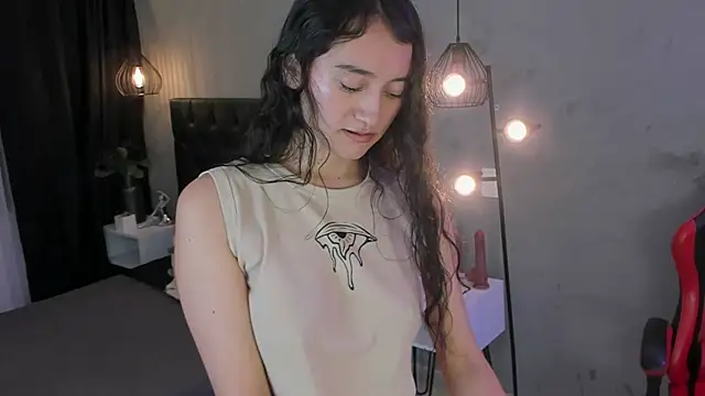 isabella nowa online show from March 27, 2026, 11:33 am