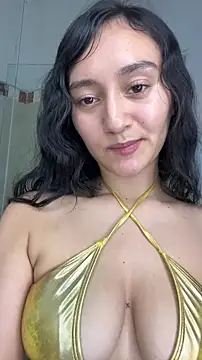 isabella nowa online show from April 1, 2026, 12:24 am