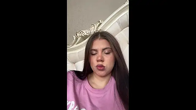 Snapshot of _wifi_ chatting on February 6, 2026, 9:27 am wifi online show from February 6, 2026, 9:27 am