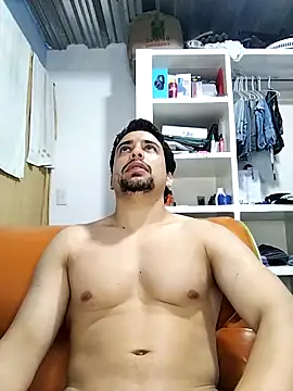 AxelWhitte online show from April 29, 2026, 4:55 pm