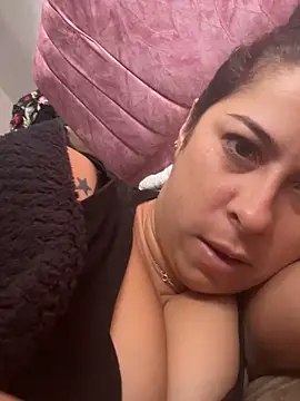 Snapshot of Cielo_13 chatting on February 3, 2026, 1:49 pm Cielo 13 online show from February 3, 2026, 1:49 pm