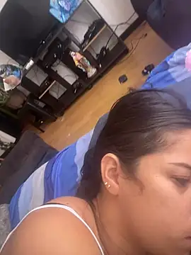 Snapshot of Cielo_13 chatting on February 12, 2026, 7:24 pm Cielo 13 online show from February 12, 2026, 7:24 pm