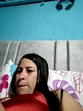 Snapshot of Cielo_13 chatting on January 19, 2026, 4:16 am Cielo 13 online show from January 19, 2026, 4:16 am