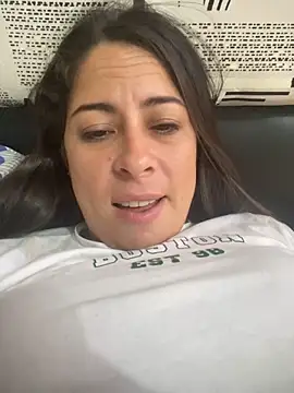 Snapshot of Cielo_13 chatting on February 2, 2026, 5:01 pm Cielo 13 online show from February 2, 2026, 5:01 pm