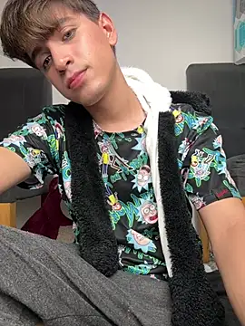 Snapshot of Naim_TheKing chatting on February 2, 2026, 4:33 am Naim TheKing online show from February 2, 2026, 4:33 am