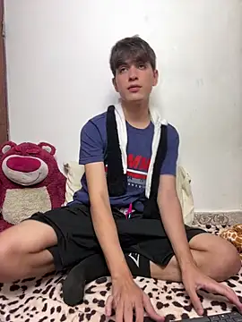 Snapshot of Naim_TheKing chatting on February 8, 2026, 5:27 am Naim TheKing online show from February 8, 2026, 5:27 am