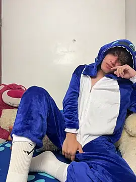 Snapshot of Naim_TheKing chatting on March 1, 2026, 3:28 am Naim TheKing online show from March 1, 2026, 3:28 am