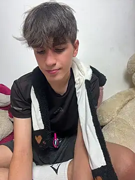 Snapshot of Naim_TheKing chatting on February 15, 2026, 12:59 pm Naim TheKing online show from February 15, 2026, 12:59 pm