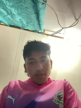 Snapshot of bracth_ chatting on April 20, 2026, 12:02 am bracth online show from April 20, 2026, 12:02 am