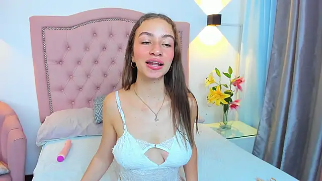 Chloekey online show from March 4, 2026, 8:05 pm