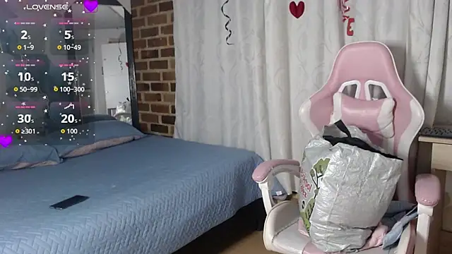 HannaRose- online show from February 19, 2026, 3:47 am