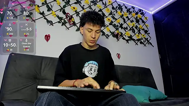 Snapshot of Maxxx_bigcockx chatting on February 3, 2026, 11:59 am Maxxx bigcockx online show from February 3, 2026, 11:59 am