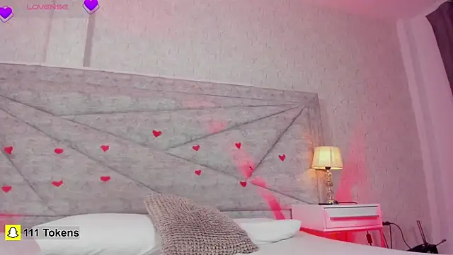 RousSweet- online show from February 21, 2026, 9:17 pm