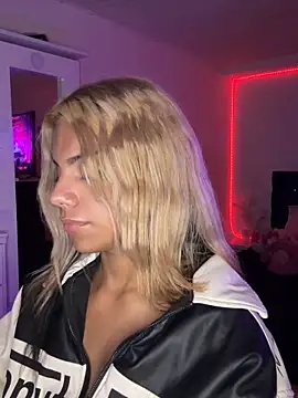 Snapshot of andyy_x chatting on February 20, 2026, 6:26 am andyy x online show from February 20, 2026, 6:26 am