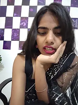 Snapshot of Alisha_Babyy chatting on June 3, 2026, 2:45 am Alisha Babyy online show from June 3, 2026, 2:45 am