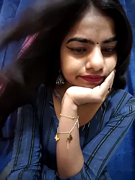 Snapshot of Alisha_Babyy chatting on April 18, 2026, 2:36 am Alisha Babyy online show from April 18, 2026, 2:36 am