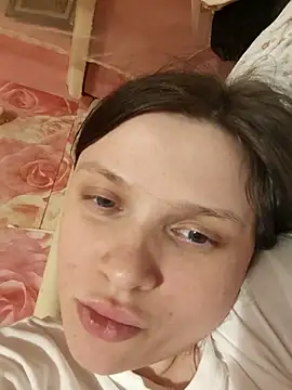 Chamoomile online show from April 27, 2026, 2:37 pm