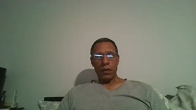 Snapshot of swimmer2496 chatting on January 17, 2026, 9:02 am swimmer2496 online show from January 17, 2026, 9:02 am