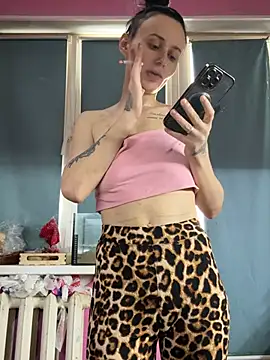 Snapshot of Alis_Roxy chatting on February 20, 2026, 6:48 am Alis Roxy online show from February 20, 2026, 6:48 am