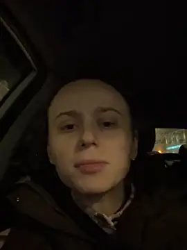 Snapshot of Alis_Roxy chatting on February 15, 2026, 10:41 pm Alis Roxy online show from February 15, 2026, 10:41 pm