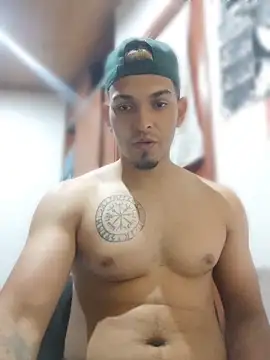 Ernesto23415 online show from April 30, 2026, 4:52 am