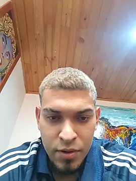 Ernesto23415 online show from February 3, 2026, 10:26 pm