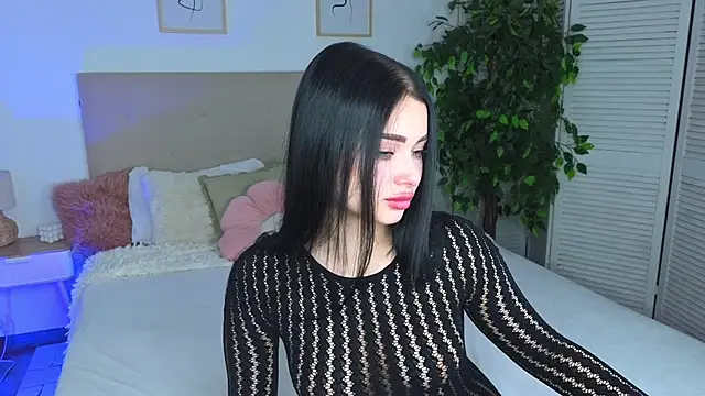 Snapshot of Silena_sky chatting on April 26, 2026, 12:35 pm Silena sky online show from April 26, 2026, 12:35 pm