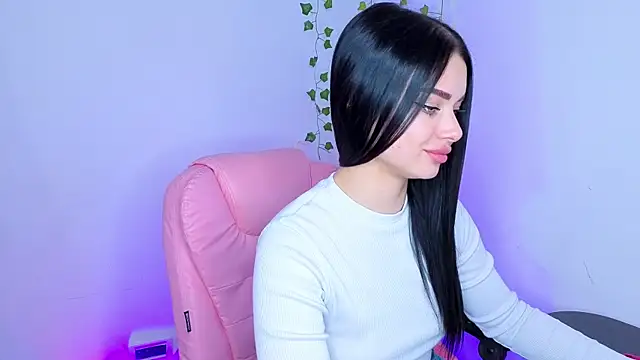 Snapshot of Silena_sky chatting on April 29, 2026, 5:30 pm Silena sky online show from April 29, 2026, 5:30 pm