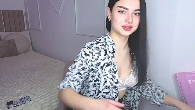 Snapshot of Silena_sky chatting on February 26, 2026, 2:39 pm Silena sky online show from February 26, 2026, 2:39 pm