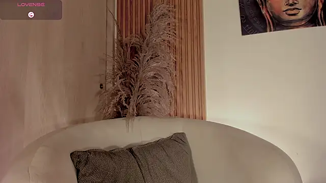 Shopieblake 1 online show from April 27, 2026, 11:14 pm