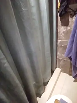 Snapshot of MRdxxx444 chatting on February 15, 2026, 3:40 am MRdxxx444 online show from February 15, 2026, 3:40 am