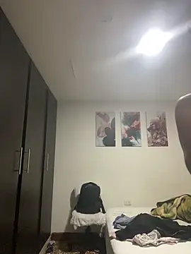 Snapshot of JuliaaVega chatting on March 7, 2026, 11:27 am JuliaaVega online show from March 7, 2026, 11:27 am