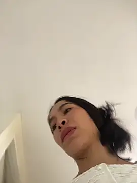 Snapshot of JuliaaVega chatting on March 17, 2026, 2:20 pm JuliaaVega online show from March 17, 2026, 2:20 pm