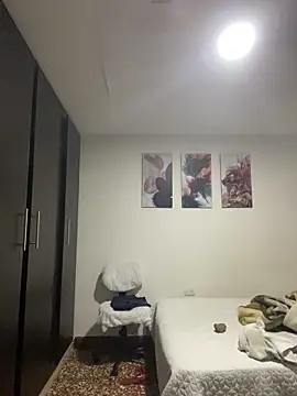 Snapshot of JuliaaVega chatting on March 11, 2026, 11:37 am JuliaaVega online show from March 11, 2026, 11:37 am