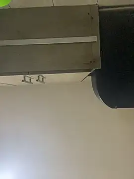 Snapshot of JuliaaVega chatting on April 8, 2026, 11:44 am JuliaaVega online show from April 8, 2026, 11:44 am