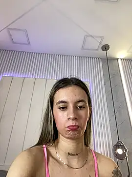 Snapshot of JuliaColemann chatting on January 31, 2026, 7:12 pm JuliaColemann online show from January 31, 2026, 7:12 pm