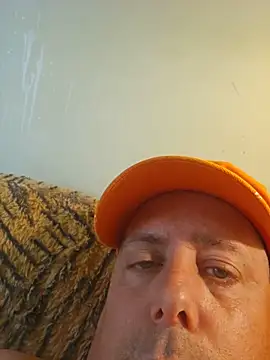 Martin dick78 online show from May 15, 2026, 3:54 pm