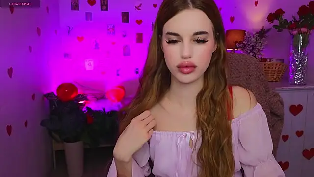 Anna Lumina online show from February 19, 2026, 8:50 pm