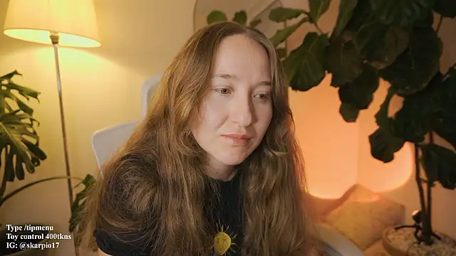 Scarlett NoirMuse online show from February 1, 2026, 11:36 pm