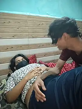 Snapshot of ZyphiaLive chatting on February 11, 2026, 7:36 pm ZyphiaLive online show from February 11, 2026, 7:36 pm