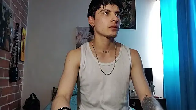 Snapshot of PaulDamico chatting on May 20, 2026, 3:53 pm PaulDamico online show from May 20, 2026, 3:53 pm