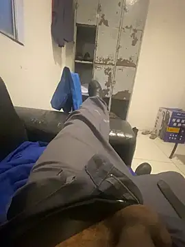 Snapshot of hudson19cm chatting on February 1, 2026, 8:40 pm hudson19cm online show from February 1, 2026, 8:40 pm