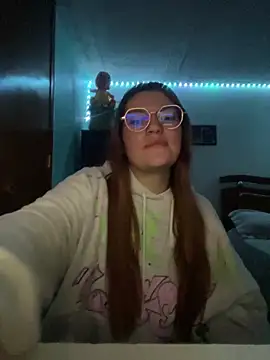 Snapshot of Vixroy7 chatting on February 28, 2026, 1:05 am Vixroy7 online show from February 28, 2026, 1:05 am