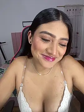 GabrielaZuluaga online show from March 5, 2026, 12:29 am