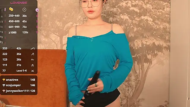 Hiaru Cutie online show from January 29, 2025, 9:12 am