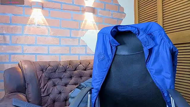 mister eithan online show from March 11, 2026, 2:27 am