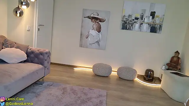 Lenna Godess online show from April 5, 2026, 5:36 am