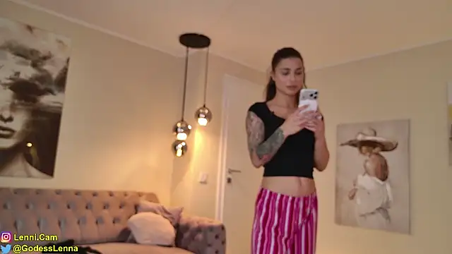 Lenna Godess online show from April 21, 2026, 6:42 am