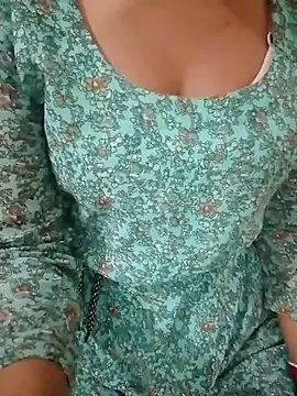 Snapshot of Ayesha_Khan1 chatting on February 25, 2026, 4:56 am Ayesha Khan1 online show from February 25, 2026, 4:56 am